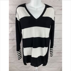 Vince Camuto Double V-neck Stripe Sweater Blk Wht